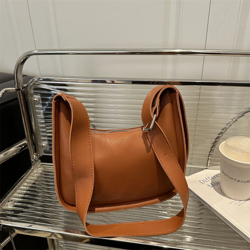 New Women's Bag 2026 Textured Bag Work Commuter Single Shoulder Crossbody Bag Underarm Bag
