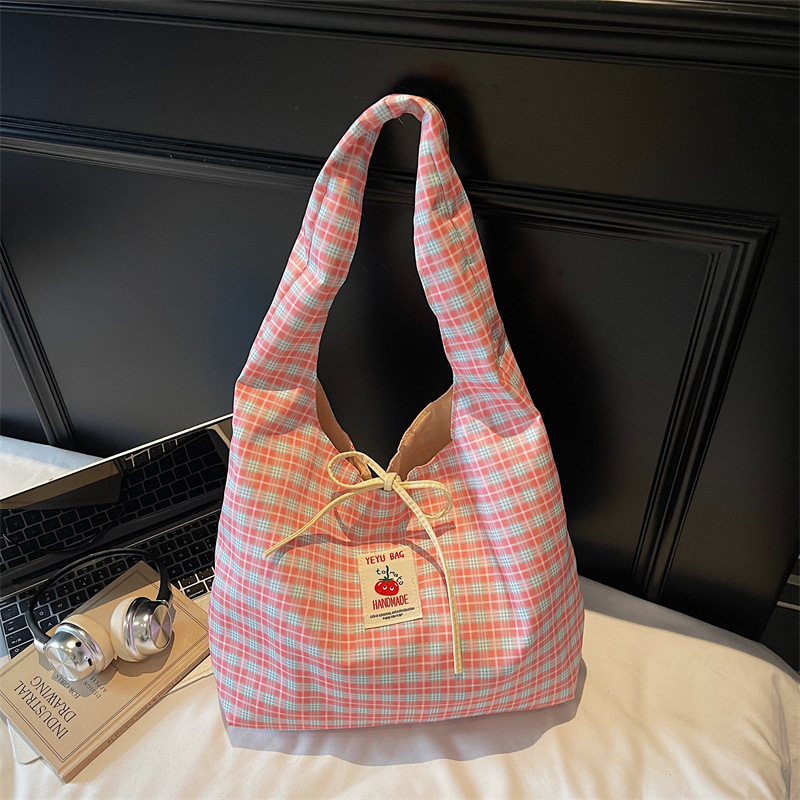 Large capacity bag women 2026 new canvas single shoulder bag class commuting plaid tote bag