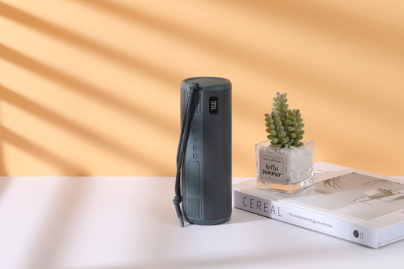 Cylindrical Iron Mesh Metal Texture Flashlight Bluetooth Dual Horn Speaker Outdoor Portable TG635