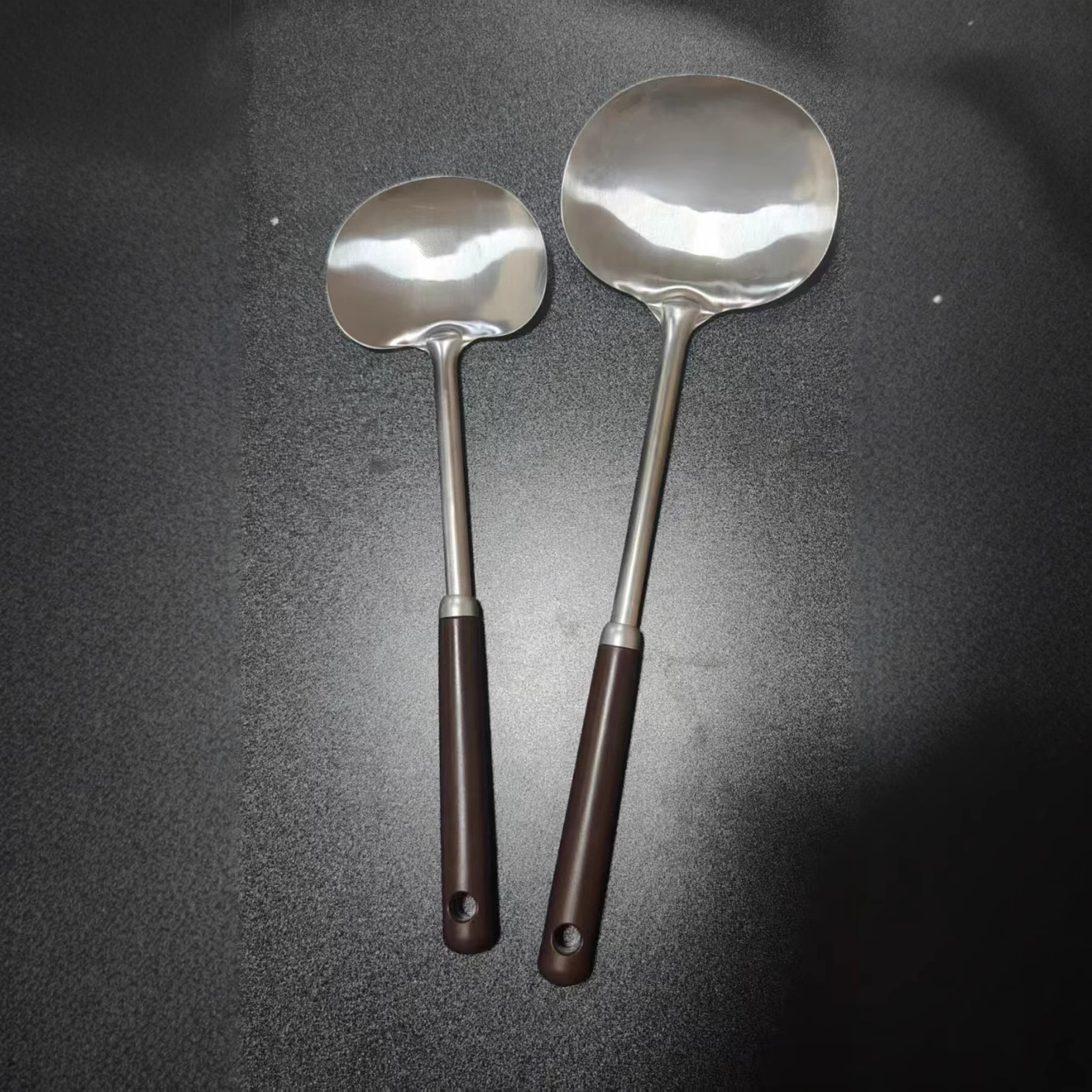 Stainless Steel Spatula Home Kitchen Mushroom Spatula Frying Pan Spatula Long Handle Anti-Scald High Temperature Resistant Cooking Spoon Kitchen Utensils