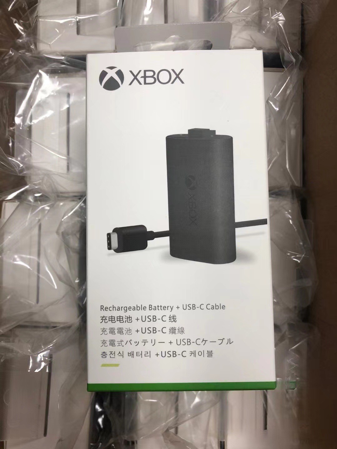 XBOX battery for Series controller, built-in long-lasting lithium polymer battery, charging cable, original quality