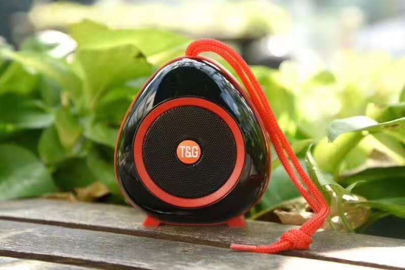 Small Mini Outdoor Portable Handheld Phone Speaker Wireless Bluetooth Subwoofer Audio with Metal Diaphragm