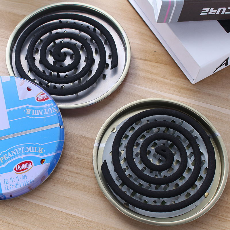 Outdoor portable hanging mosquito coil box household tooth mosquito coil rack with lid mosquito coil holder iron mosquito coil tray ash tray mosquito repellent