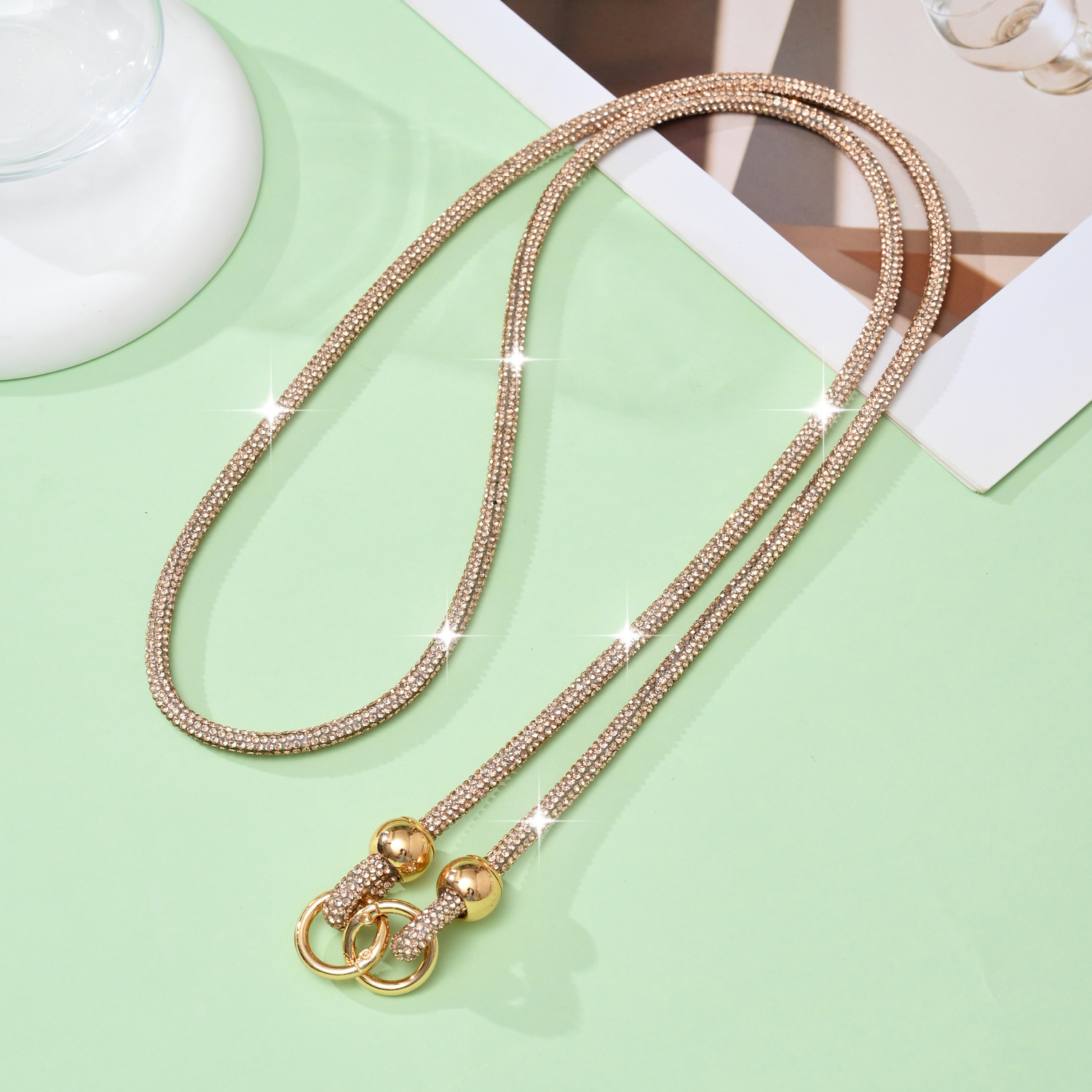 Luxury rhinestone phone lanyard long crossbody phone chain can shoulder back pendant bag decoration strap phone rope