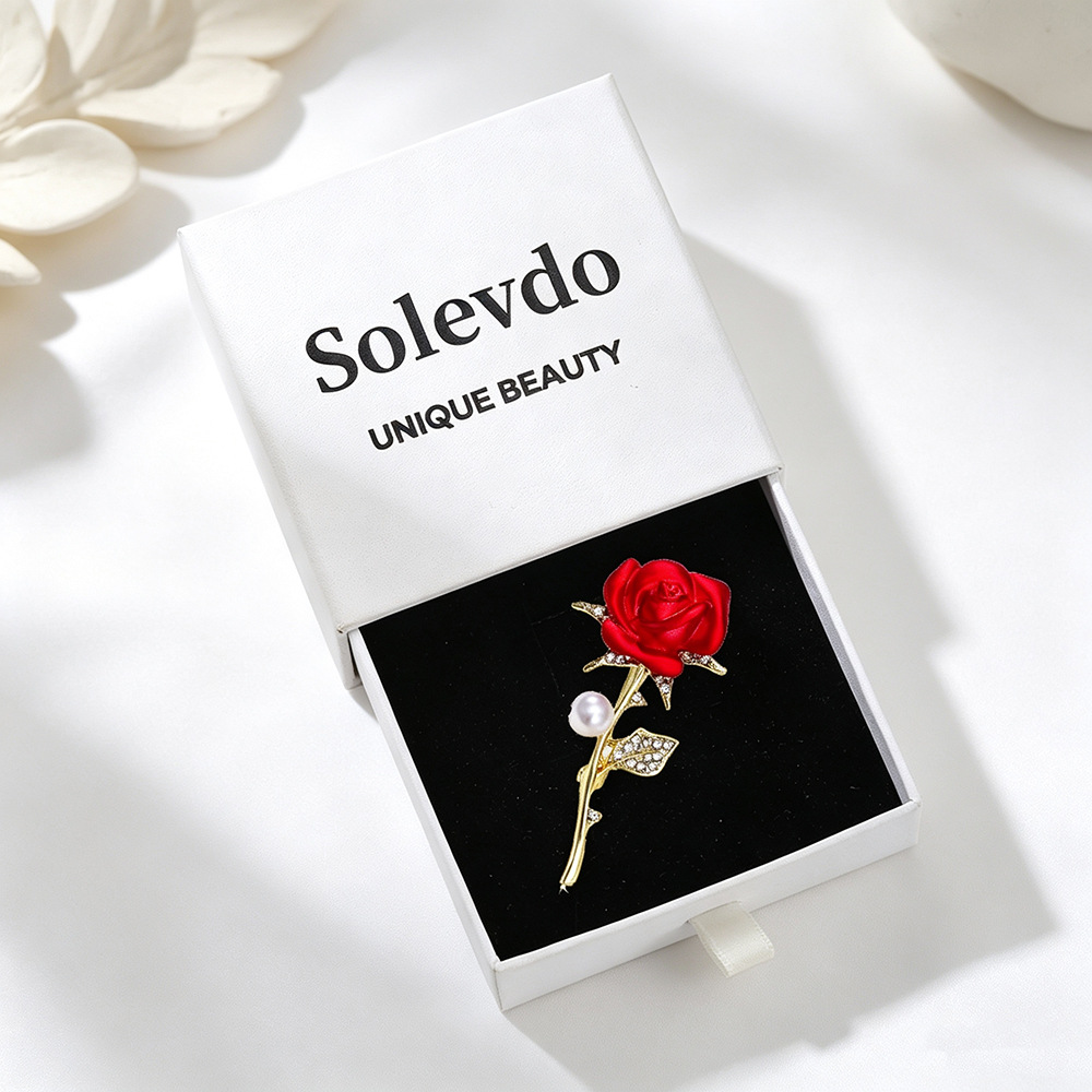 New Brooch Gift Box Niche Pin Coat Suit Women's Corsage Gift