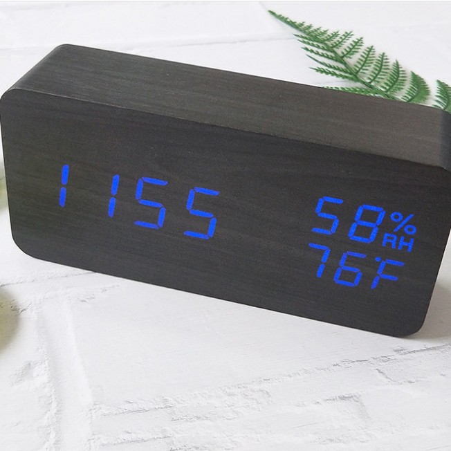 LED Wooden Clock Temperature and Humidity Clock Smart Voice Control Digital Wooden Clock PVC Wooden Clock Electronic Alarm Clock Thermometer