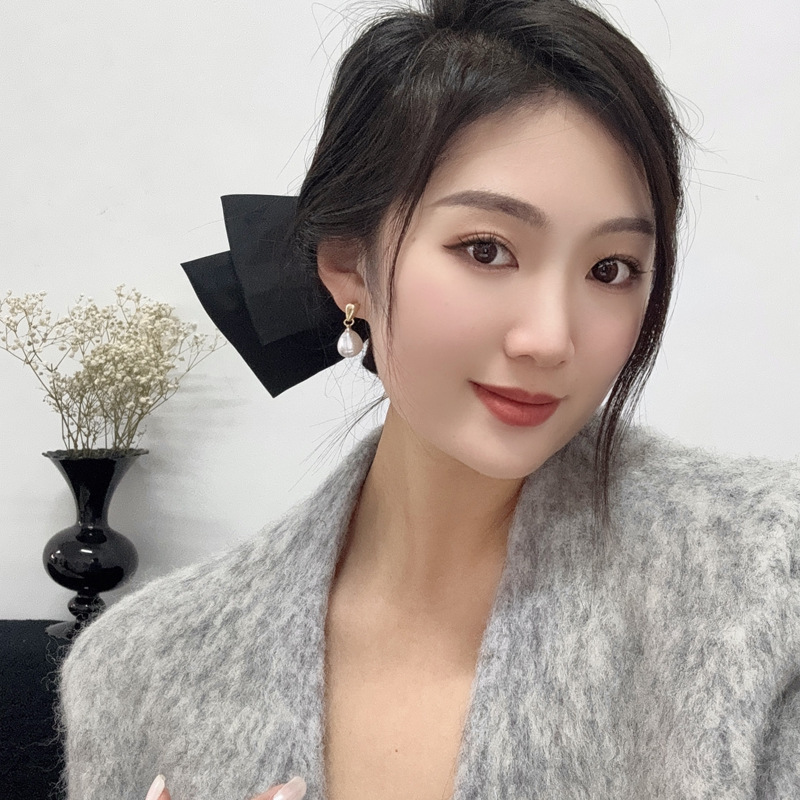 S925 silver needle elegant teardrop pearl ear studs simple ear accessories 7429