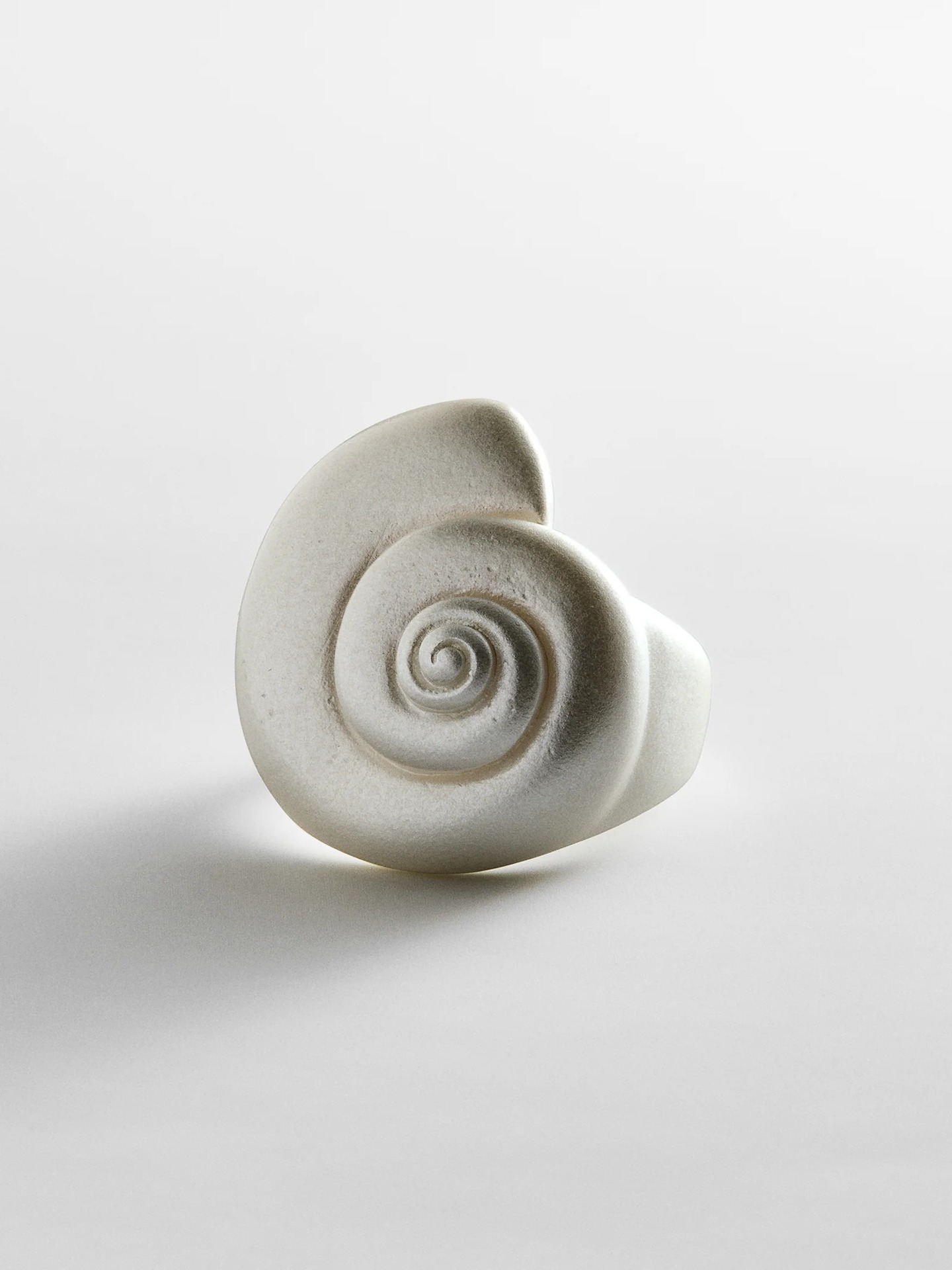 New Shell Spiral Ring Women's Fashion Accessories