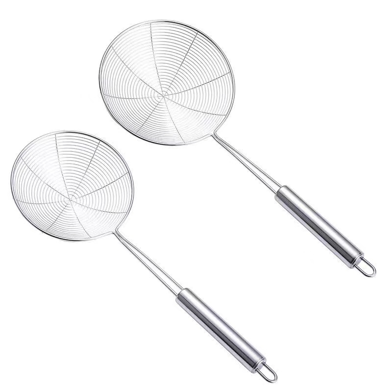 304 stainless steel colander, household strainer, large wire mesh strainer for kitchen frying, hot pot, scooping dumplings, filtering net
