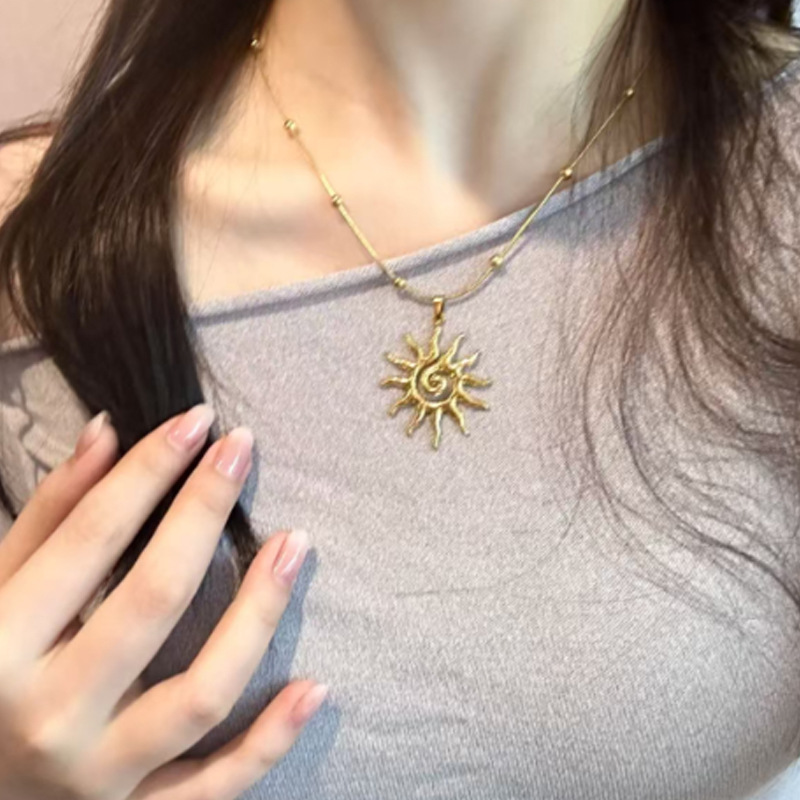 Spiral Sun Pendant Necklace for Women Gold Hollow Pendant Simple Choker