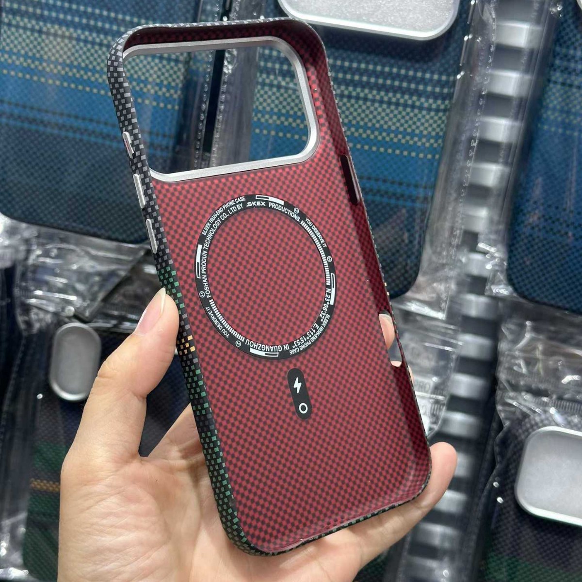 For iPhone 17 Pro Max Large Hole Houndstooth Phone Case Apple 16 Built-in Magnetic Woven Texture 15 Hard Case