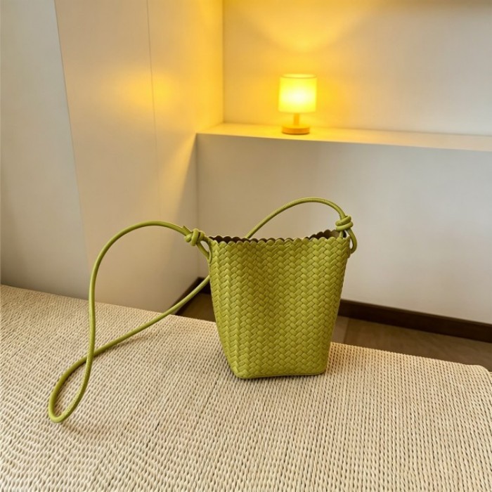 Simple Woven Bucket Bag Women 2026 New Phone Bag Single Shoulder Crossbody Small Bag