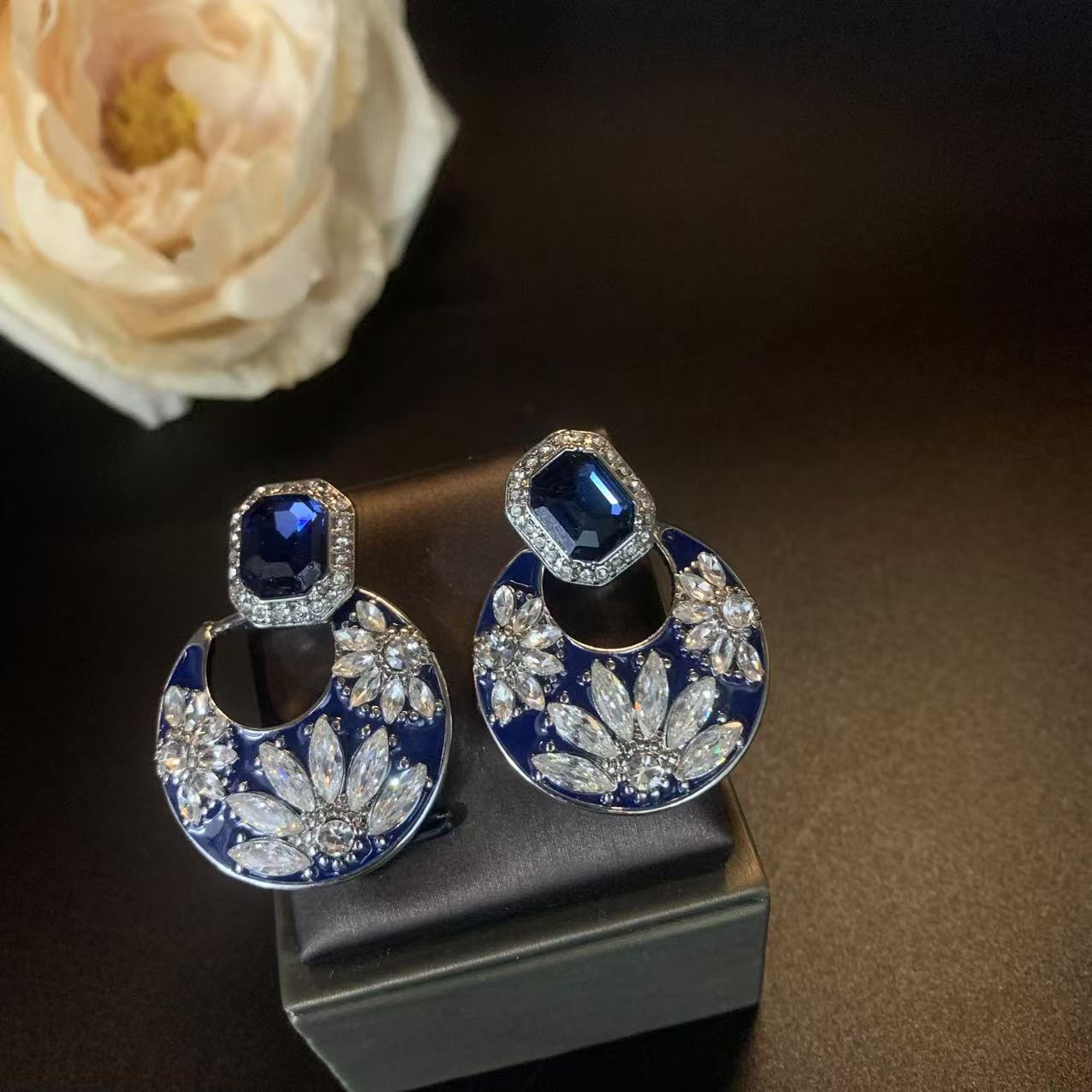Qingdao vintage accessories collection palace style earring jewelry multi-piece set