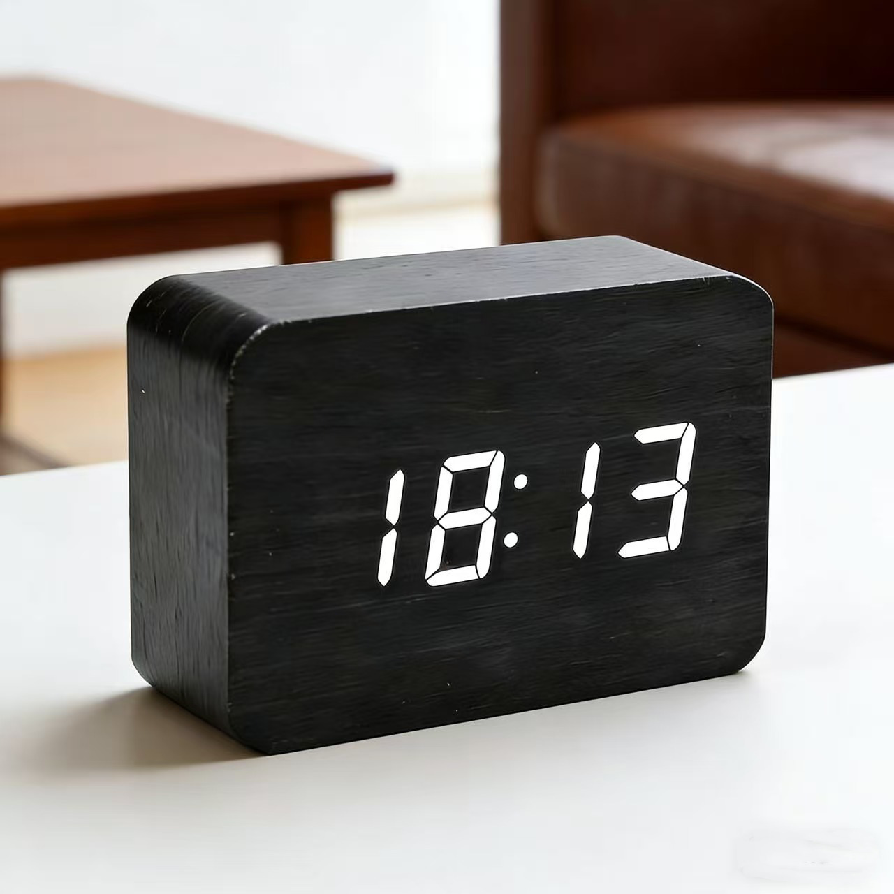 LED wooden voice-controlled alarm clock, office clock, bedside electronic alarm clock, LED digital clock