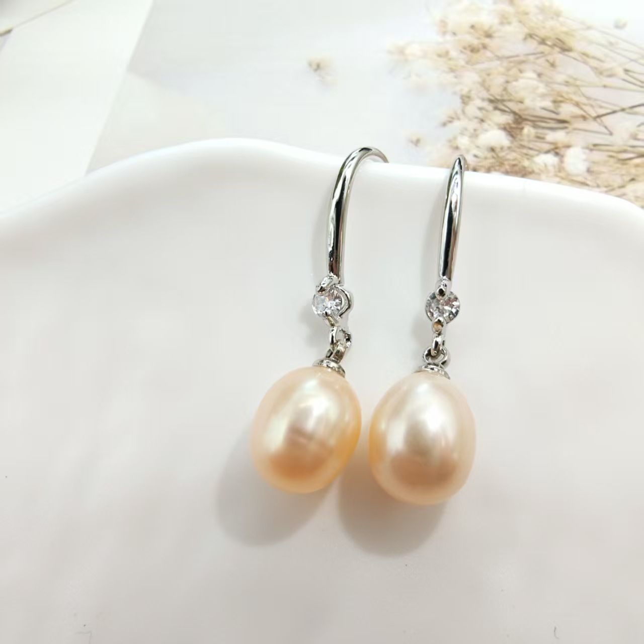 Zhuji Natural Freshwater Pearl Ear Hooks Simple Rice Pearl Strong Light Pearl Real Gold Electroplated 18K Gold-Plated Ear Hooks