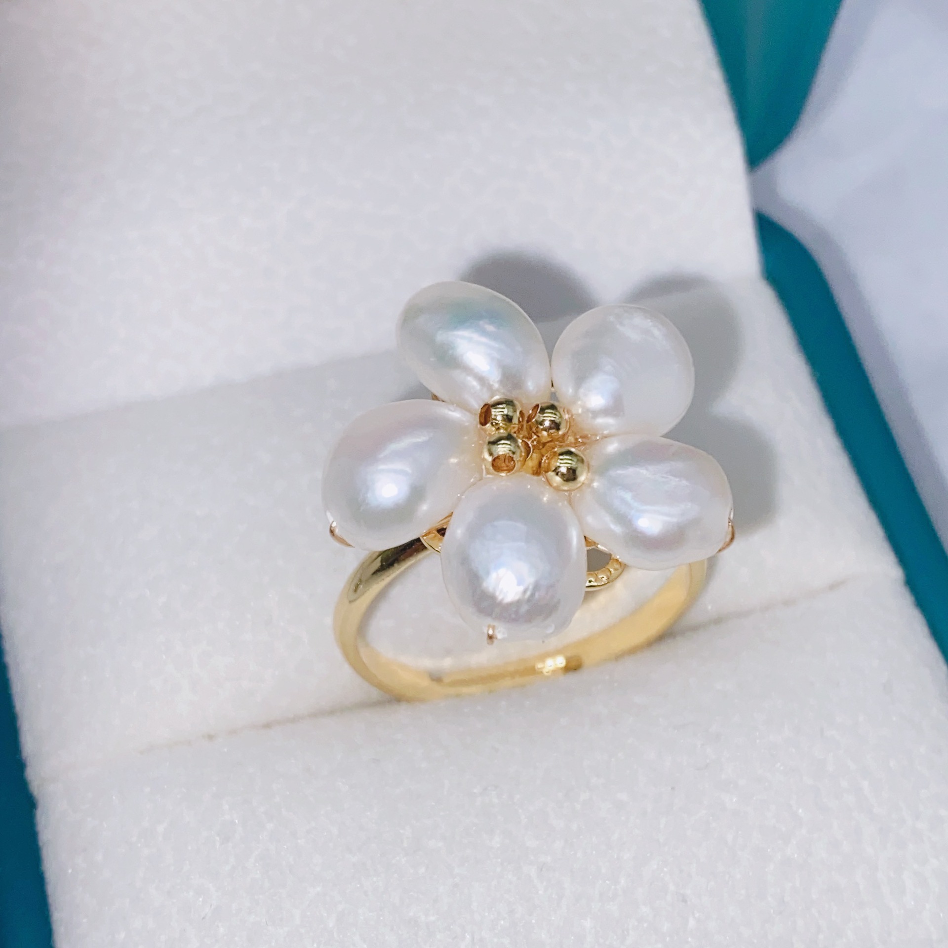 925 Needle Baroque Pearl Five-Petal Flower Earrings Original Design Style Earrings