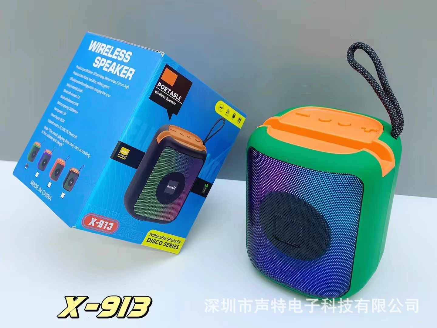 New X-913 Handle RGB Portable Colorful Light High Quality Outdoor Home Desktop Stand Bluetooth Small Speaker