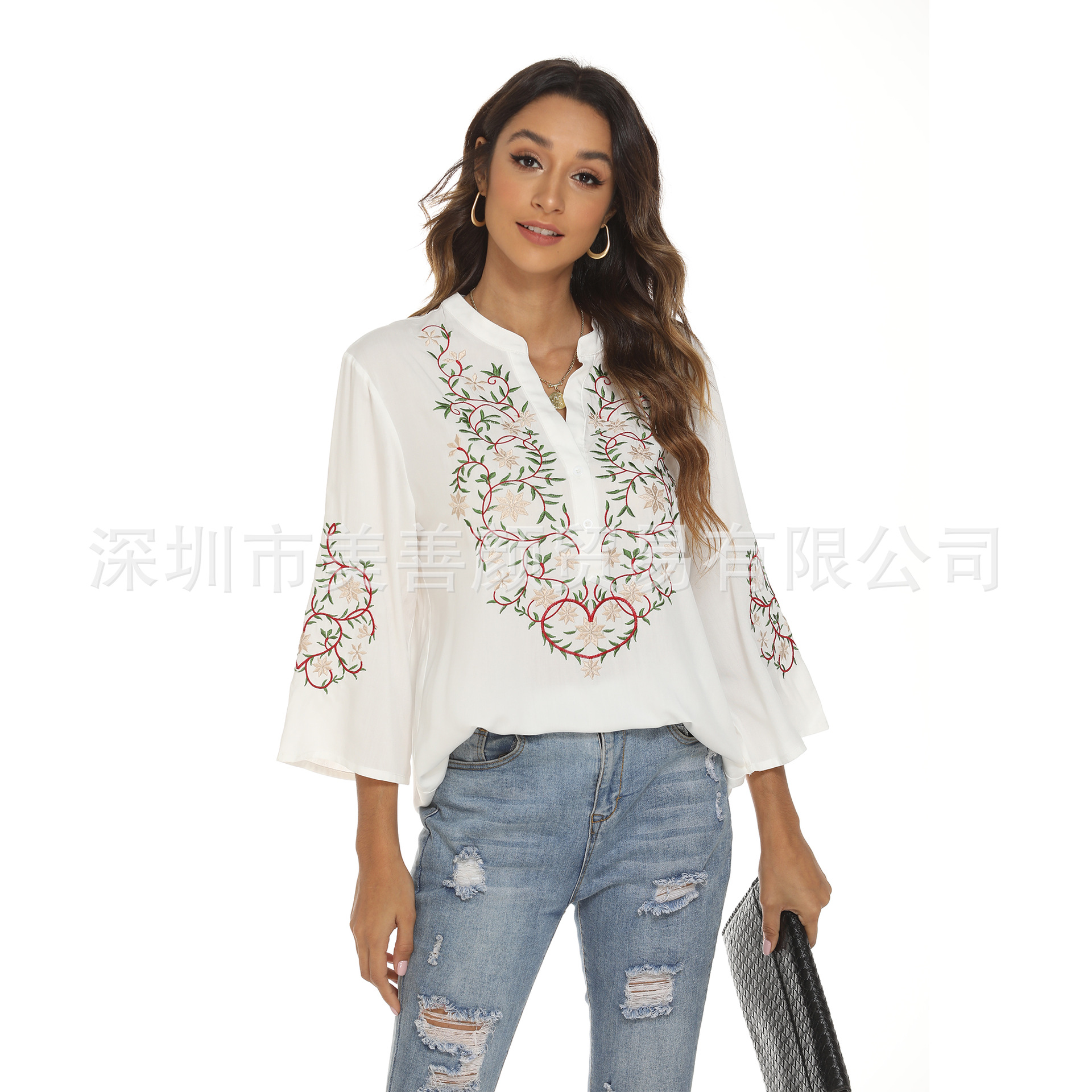 Embroidered women's top independent station