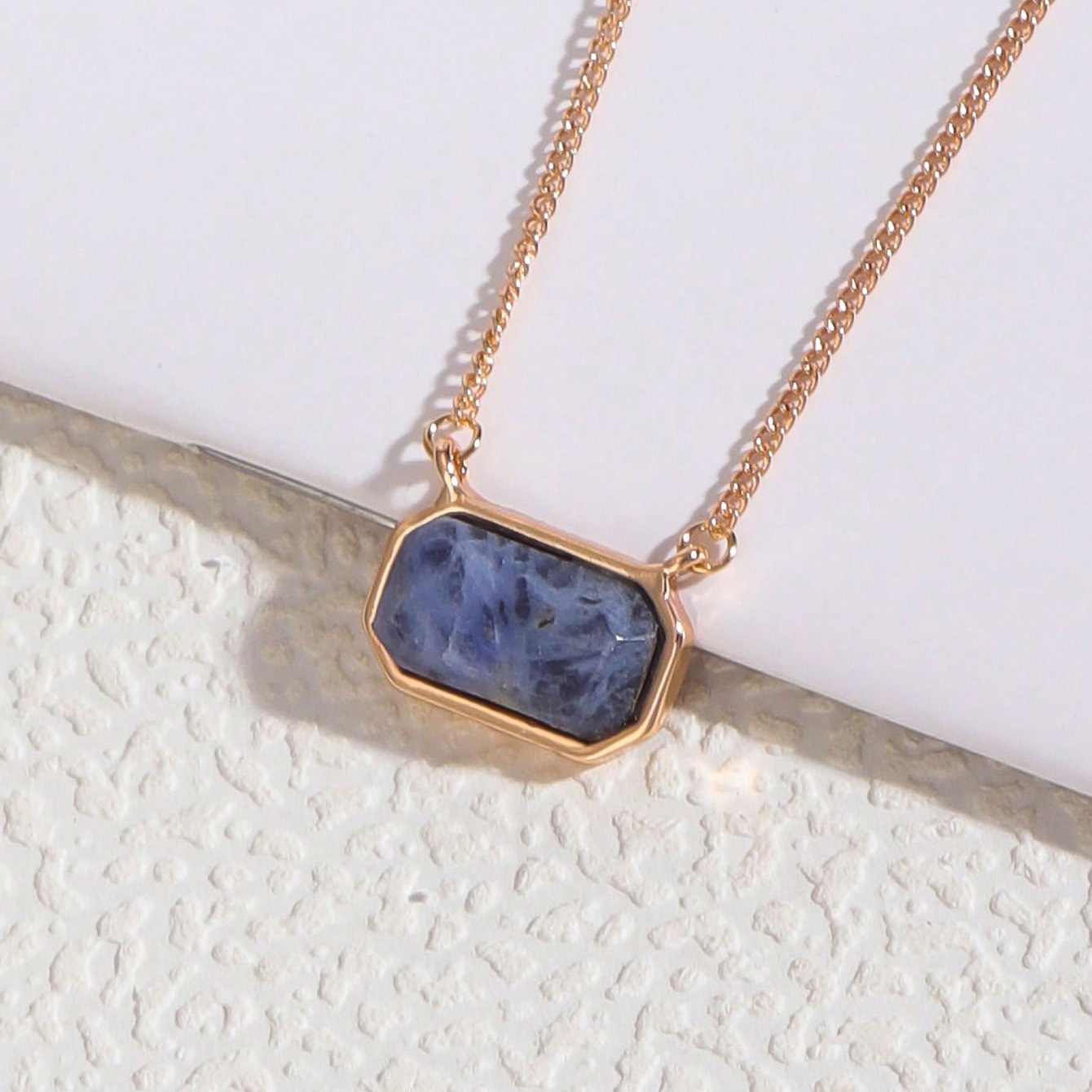 Design Accessories Sweet Candy Color Short Natural Stone INS Style Niche Necklace Women