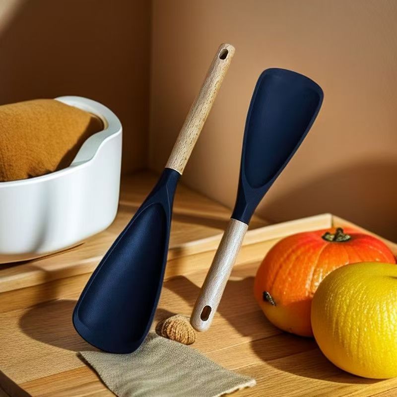 Beech wood handle silicone spatula, non-stick pan specific, food-grade high-temperature resistant cooking spoon, home salad mixing spoon