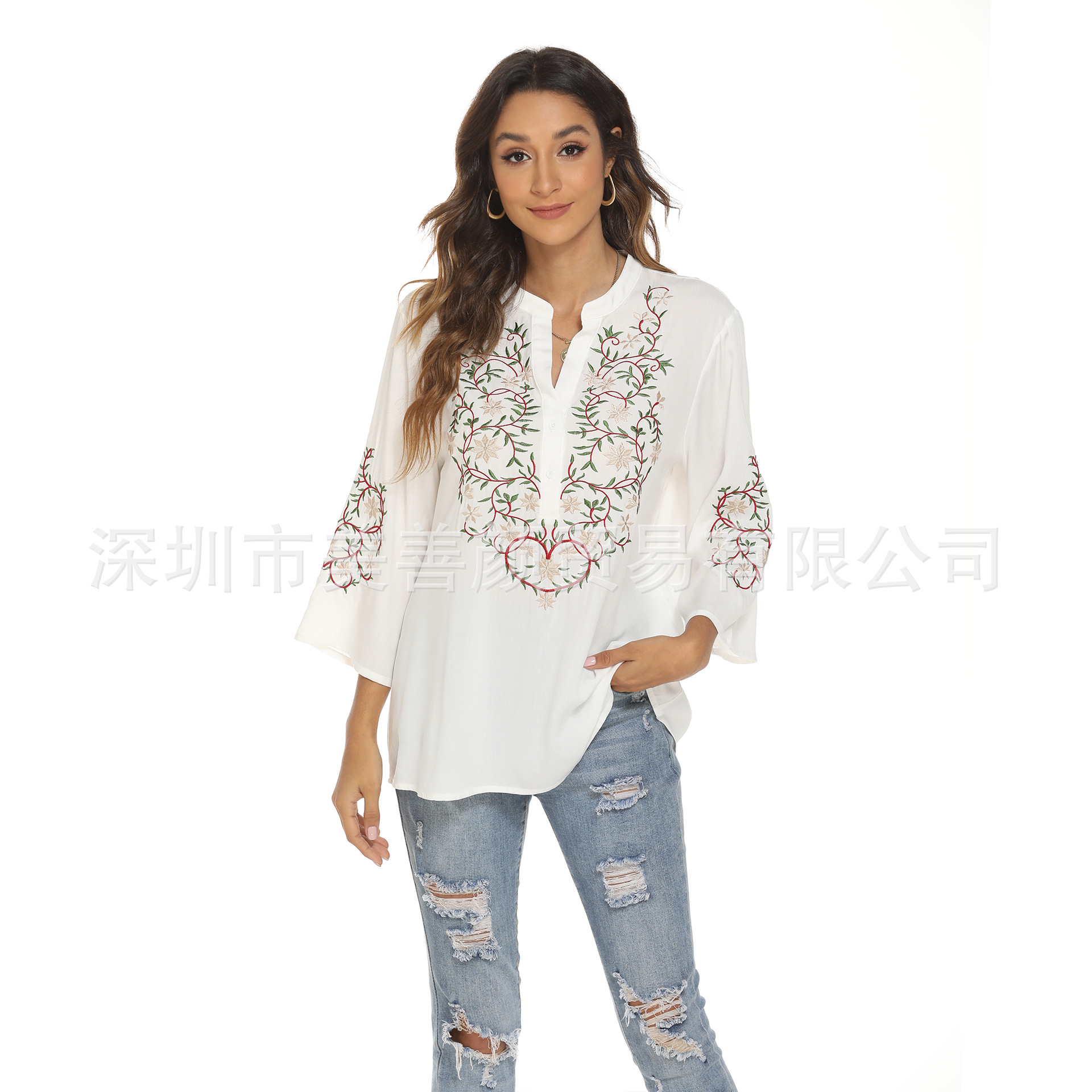 Embroidered women's top independent station