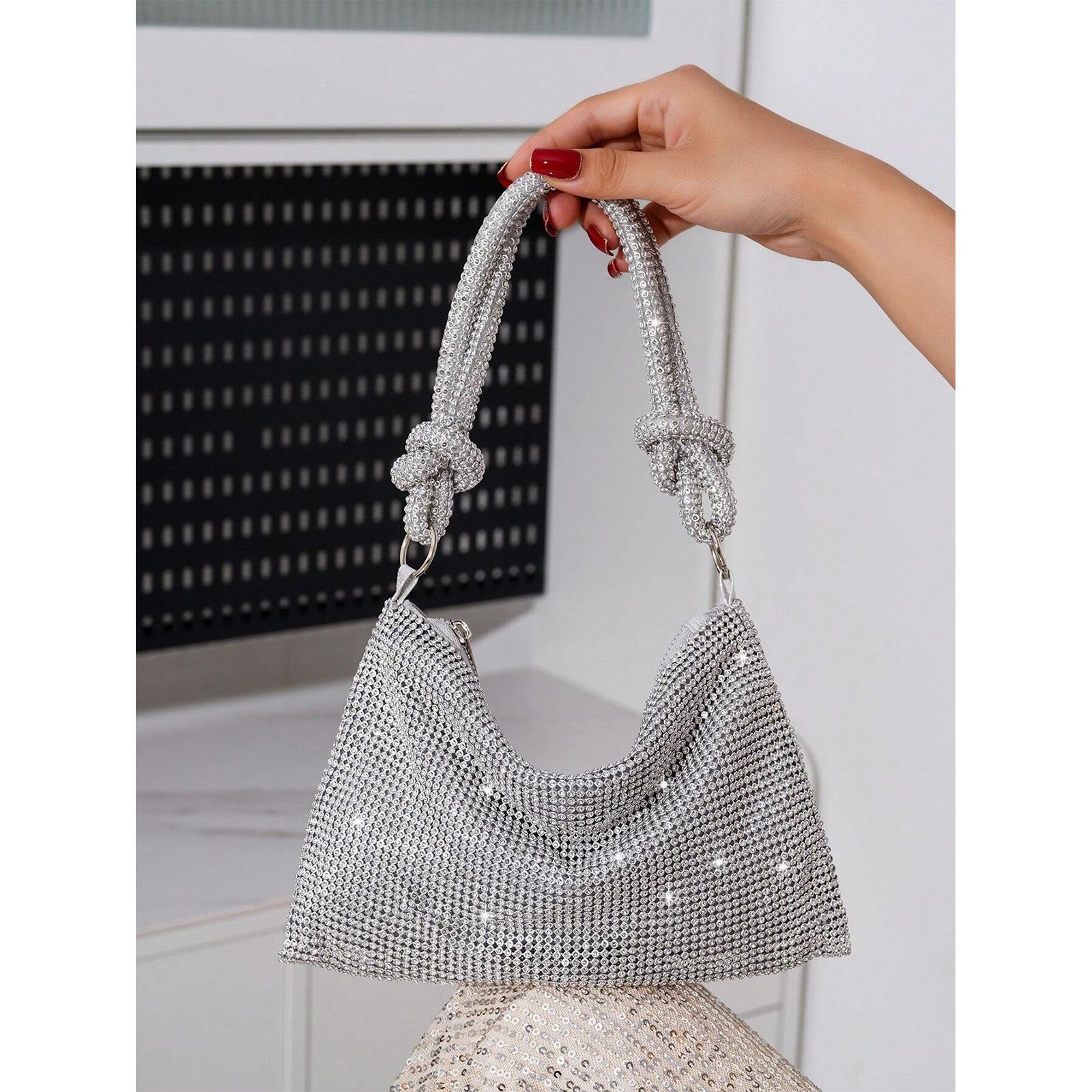 Crystal-embellished evening bag, handmade banquet dress bag, sparkling knot crystal bag, party bag, clutch bag