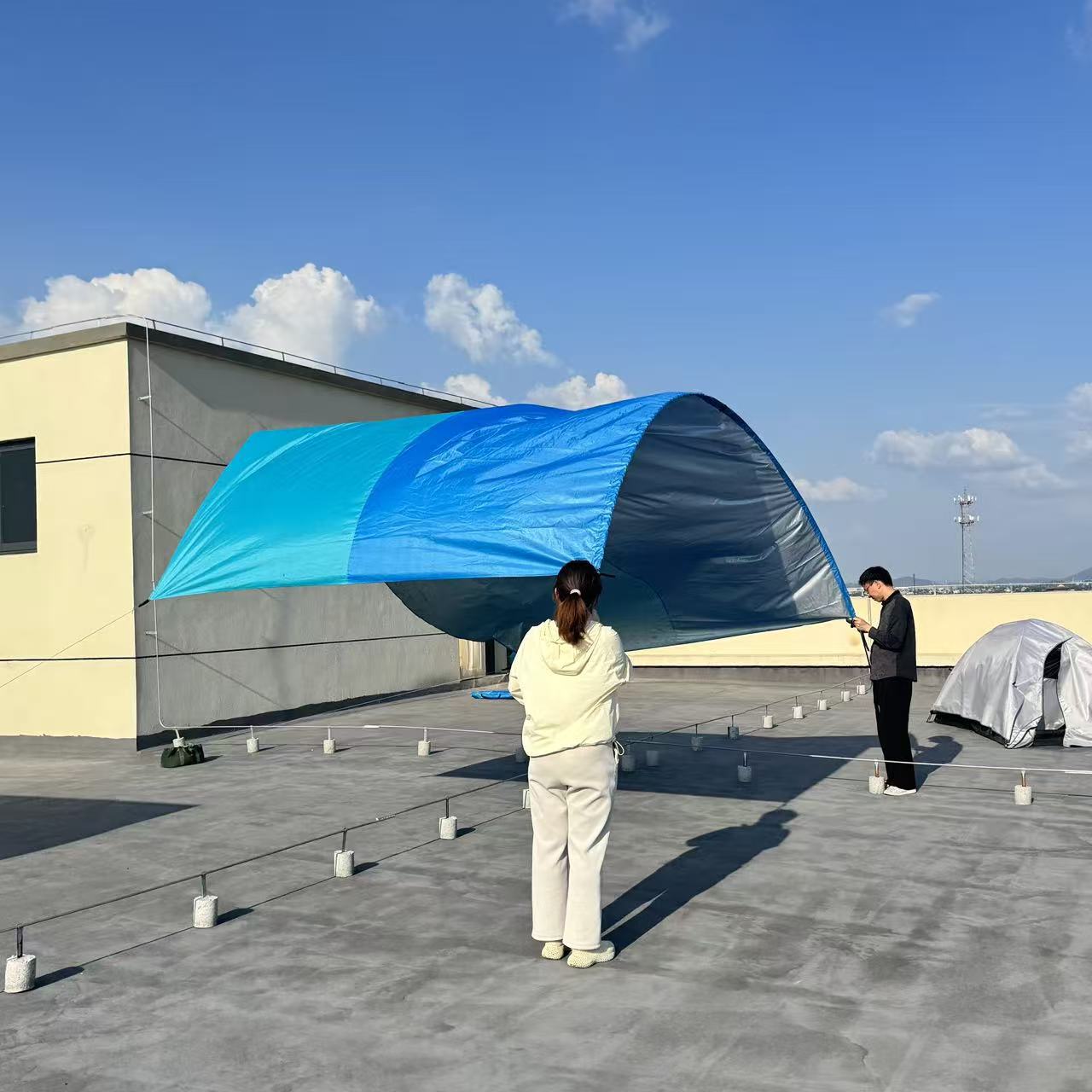 Camping outdoor silver-coated tarp tent, sunscreen UV protection camping supplies silver glue tarp portable sunshade tarp