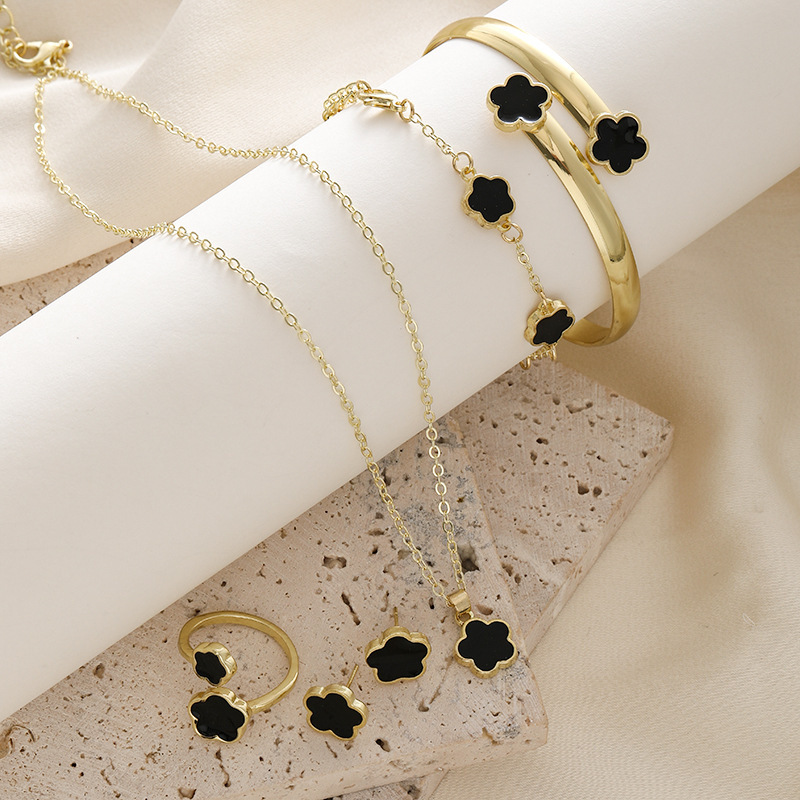 Clover Jewelry Set Wind Necklace Women Earrings Ring Bracelet Bangle