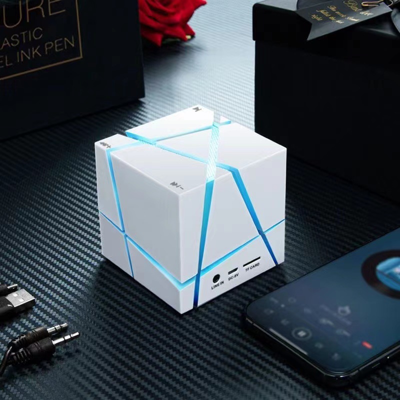 Rubik's Cube Bluetooth Smart Speaker Colorful Lights Mobile Phone Subwoofer Portable Wireless Mini Card AI Speaker Gift
