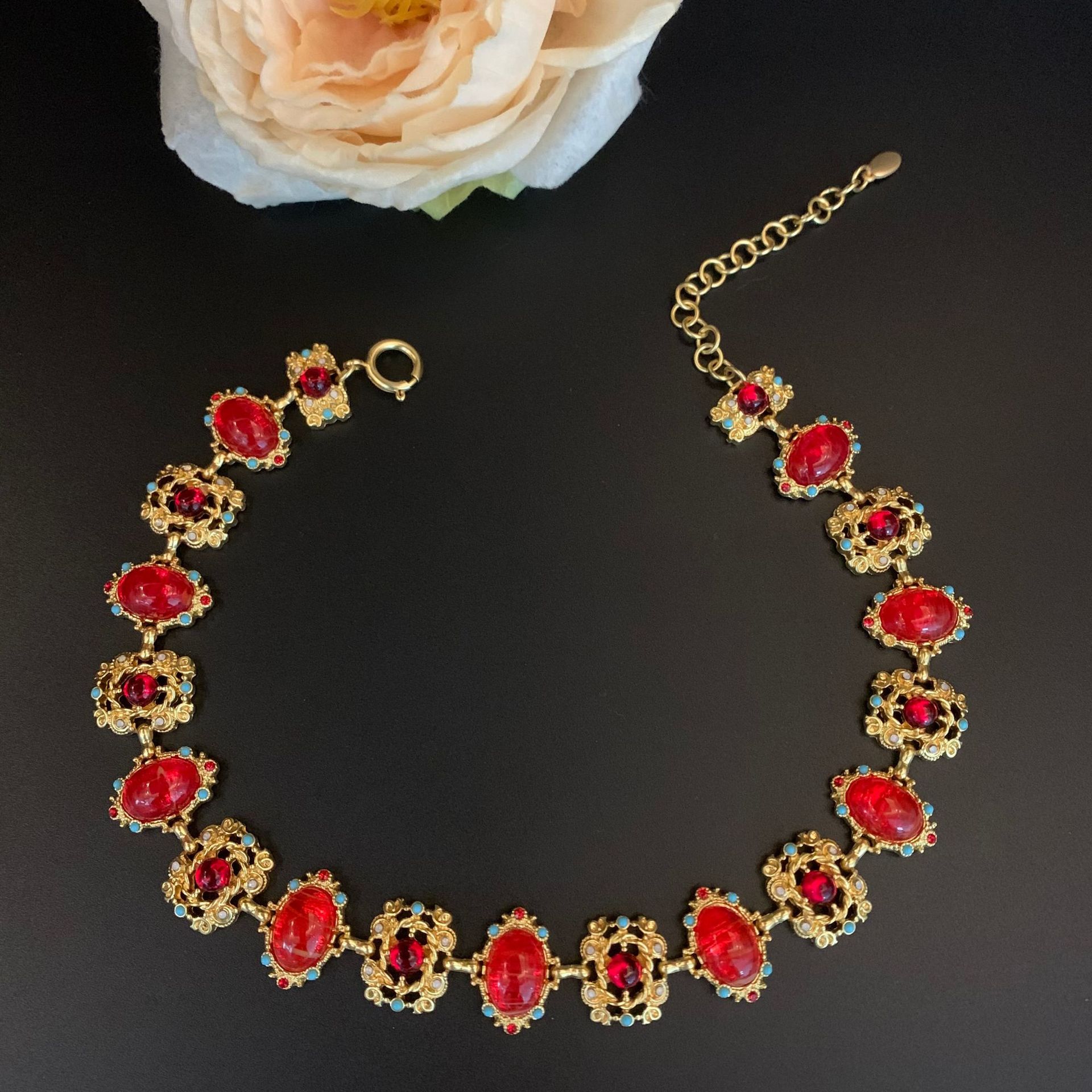 G0677N-RED