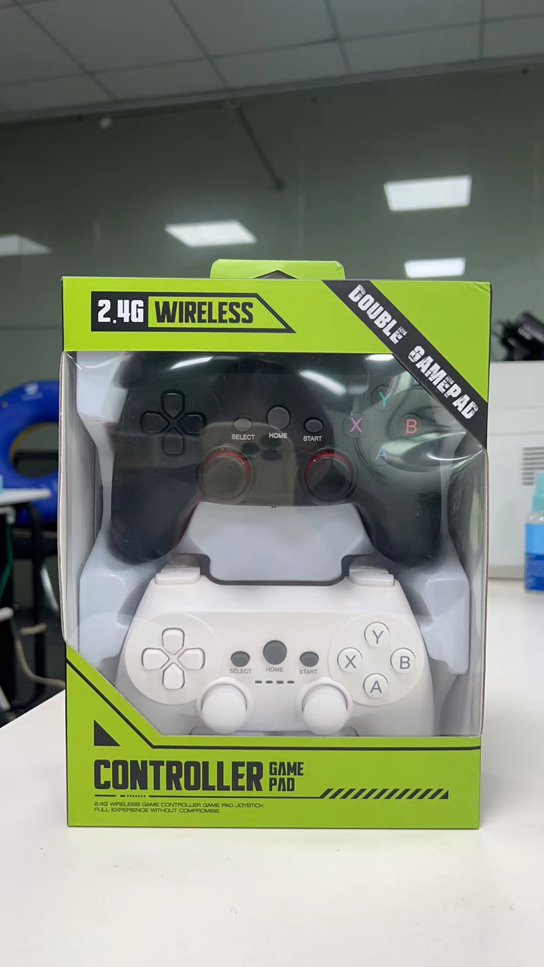 2.4G Dual Wireless Game Controller One-to-Two TV PC360 TVBOX Supports Android USB Wireless Controller