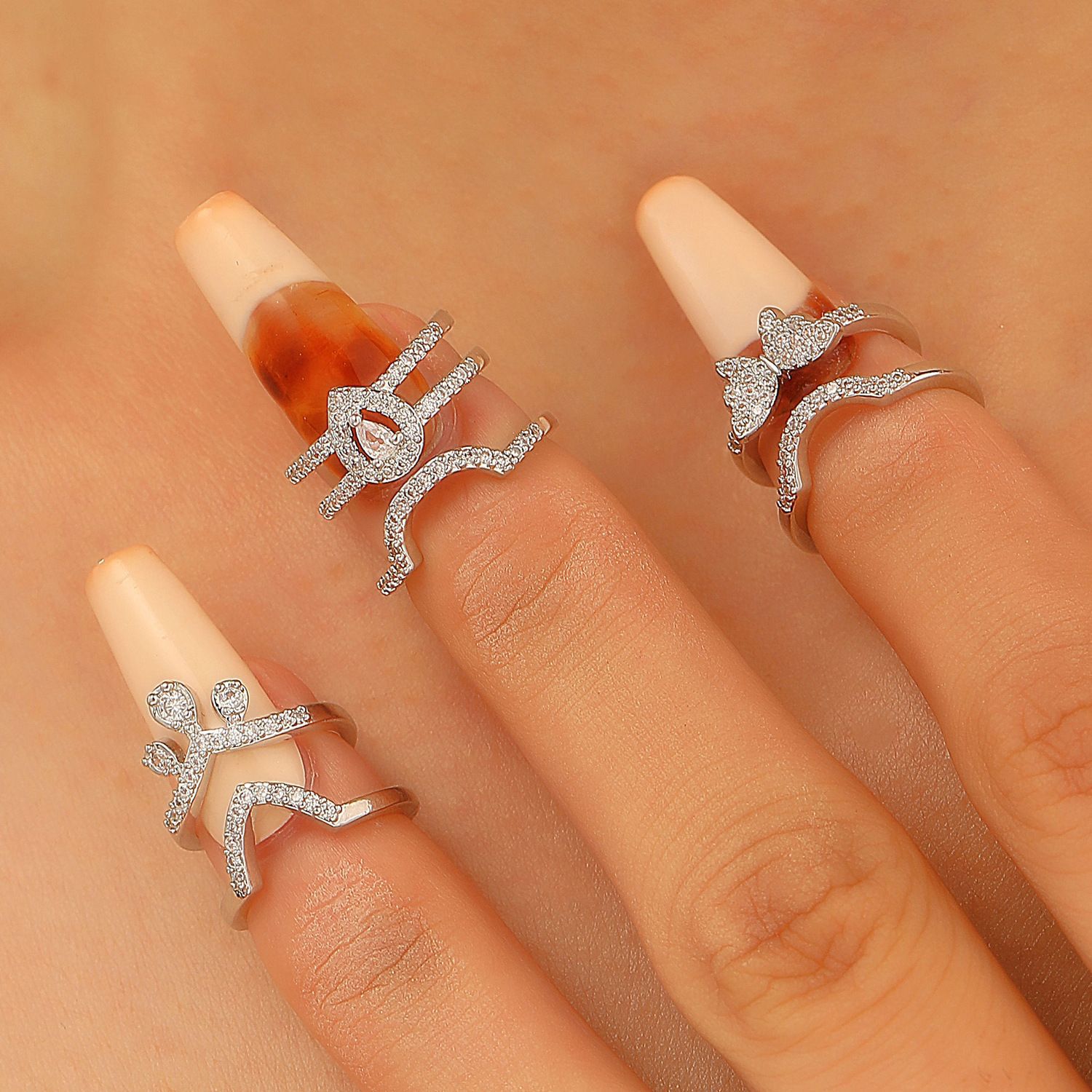 Geometric Diamond Inlay Open Finger Ring for Women Exquisite Manicure Ring