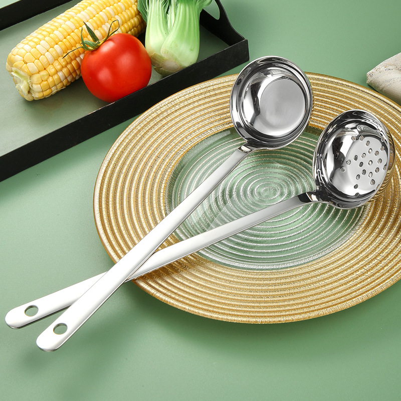 316 stainless steel flat soup spoon, household thickened long handle, hot pot slotted spoon, soup spoon, large size for serving soup
