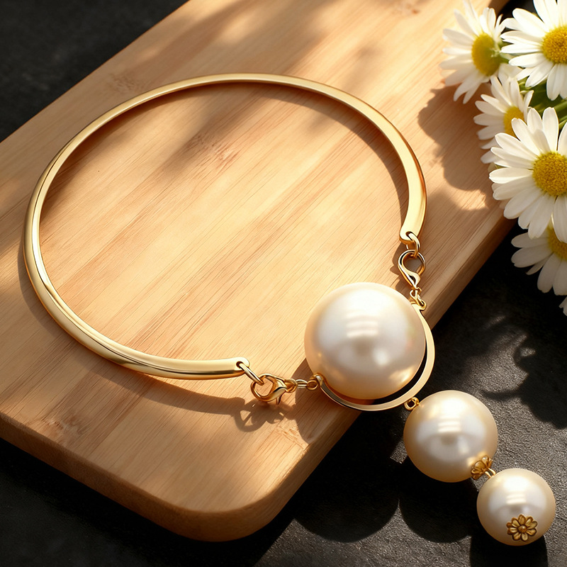 N919 Accessories Exaggerated Large Pearl Necklace Earring Set