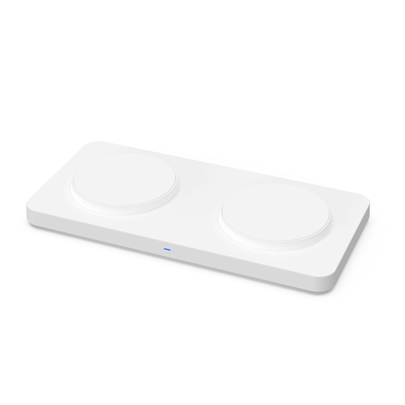 Two-in-one magnetic desktop wireless charger dual 15W dual charging magnetic fast digital display wireless charger