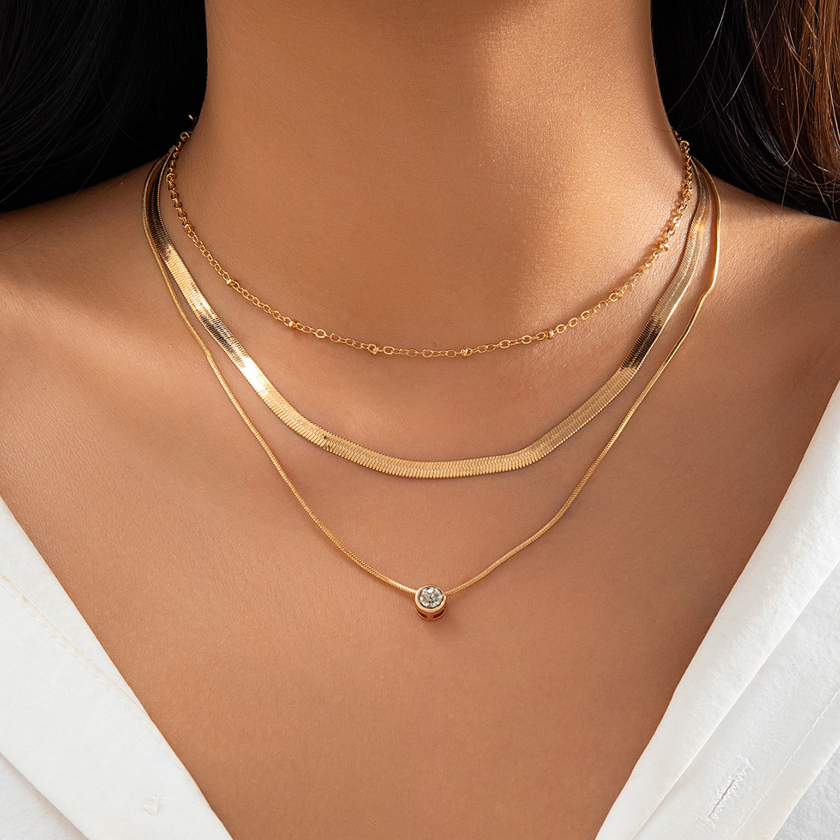 Snake Bone Chain Contrast Color Necklace for Women Rhinestone Multi-layer Heart Necklace