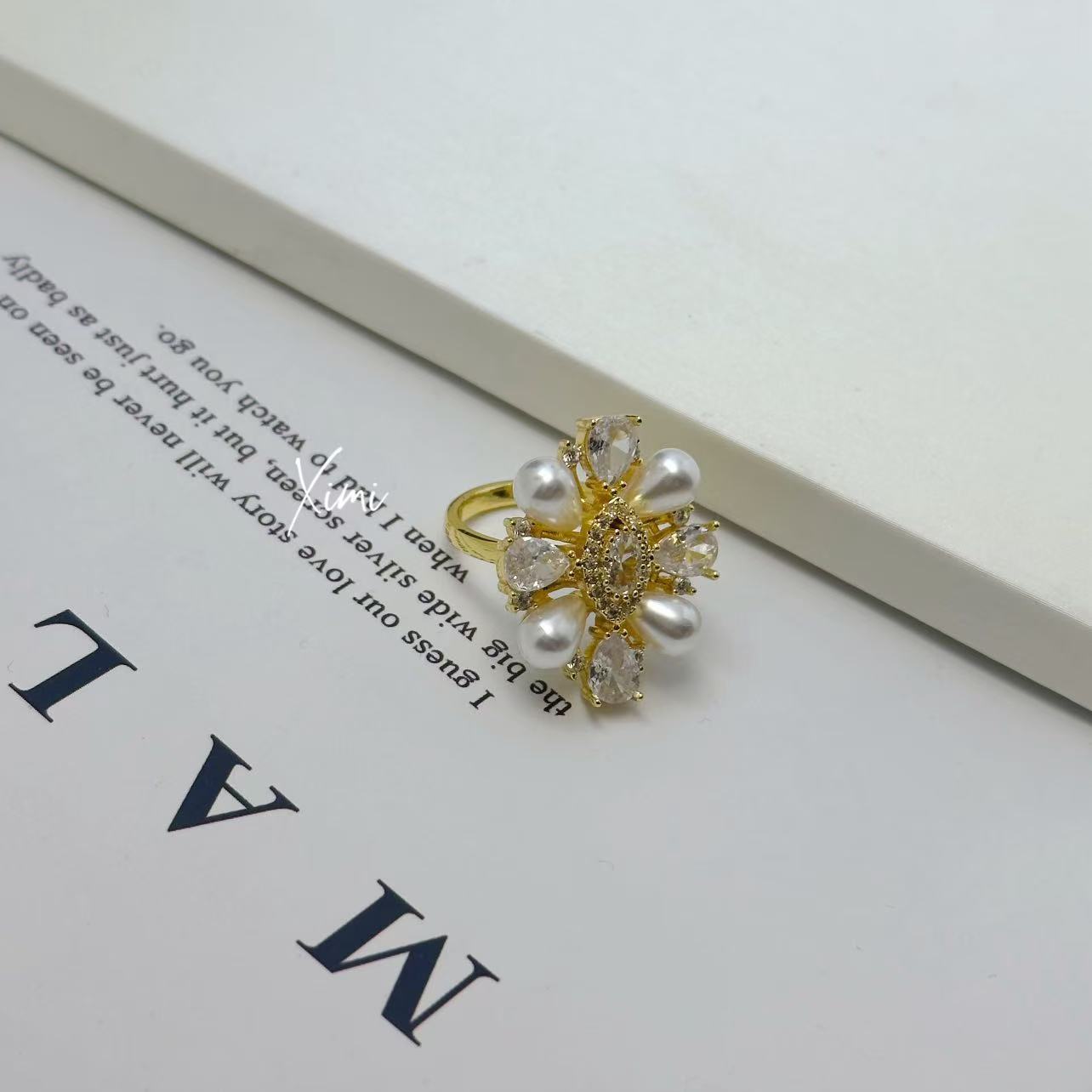 Floral Motif Ring 2026 New Pearl Zirconia Index Finger Ring Women's Unique Stunning Ring