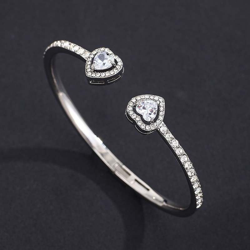 Gold-plated diamond-studded heart bangle for women open jewelry