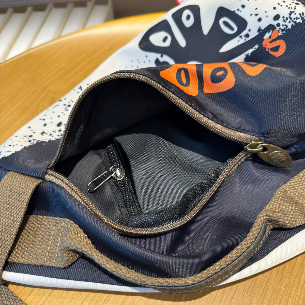 Chest Bag Women 2025 New Oxford Cloth Handbag Small Bag Women Casual Crossbody Bag