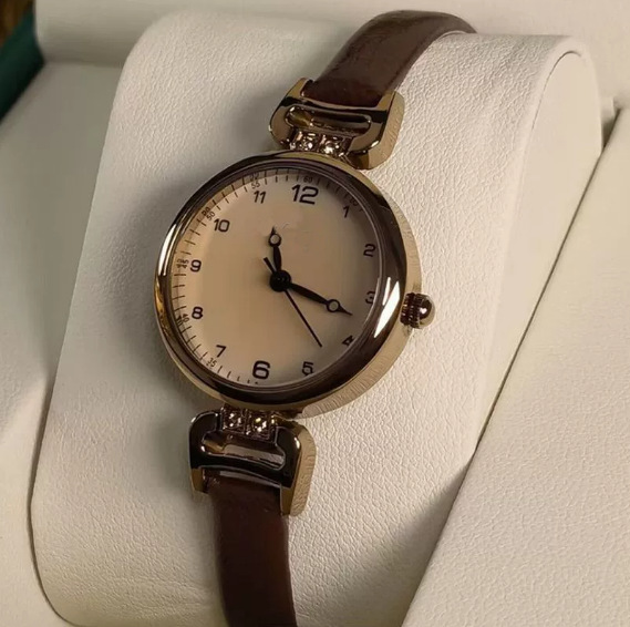 Style belt women's quartz wristwatch digital watch women's simple live streaming