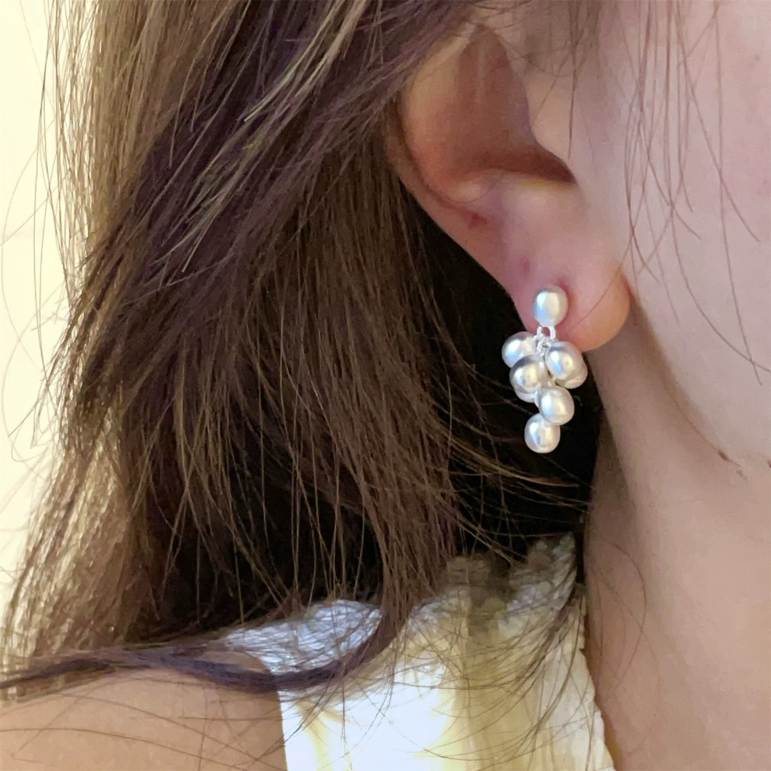 fever Silver Matte Grape Cluster Earrings for Women Cool Minimalist Tassel Stud Earrings Unique Niche Earrings