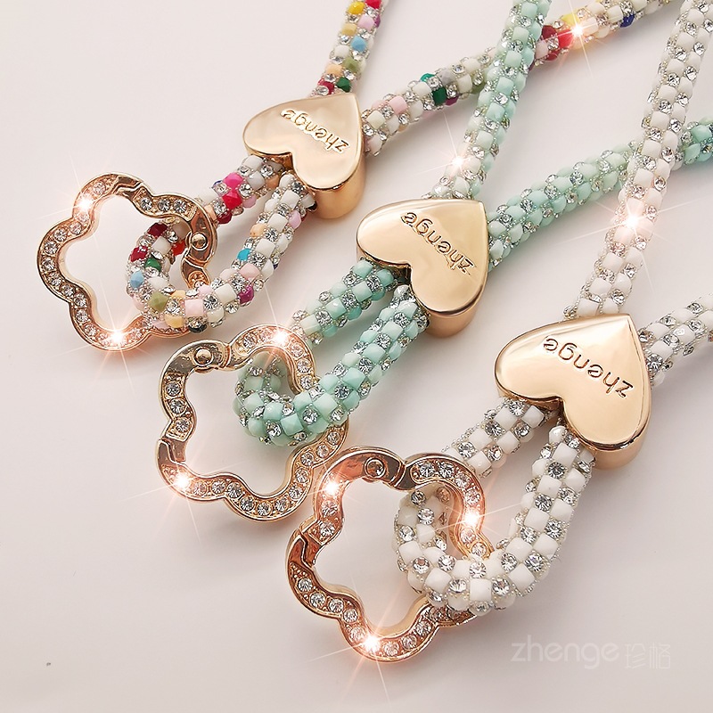 Phone strap wrist type sparkly diamond love flower buckle bracelet short exquisite outdoor travel shopping