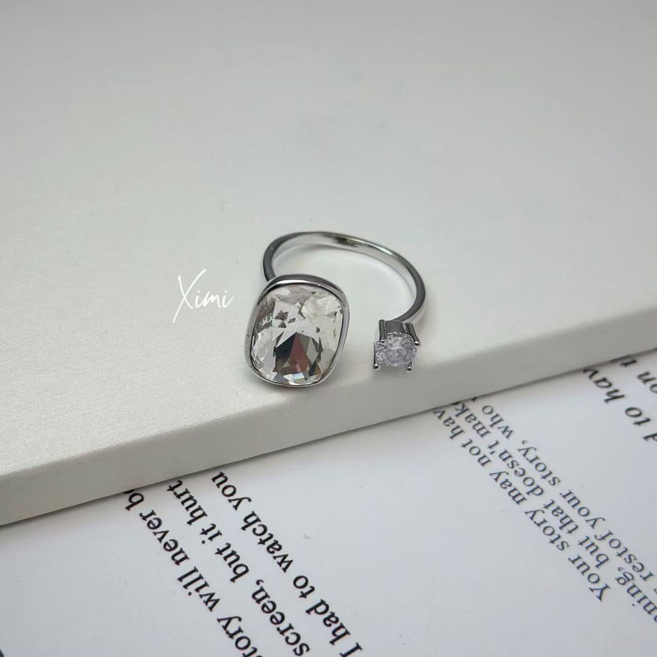 Maillard Style Colorful Rhinestone Ring for Women Open Index Finger Ring Hand Jewelry