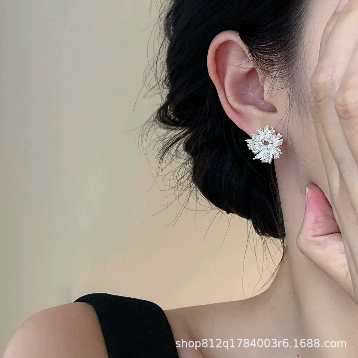 Gorgeous fireworks crushed zircon pearl snowflake earrings elegant exquisite super flash romantic ear jewelry
