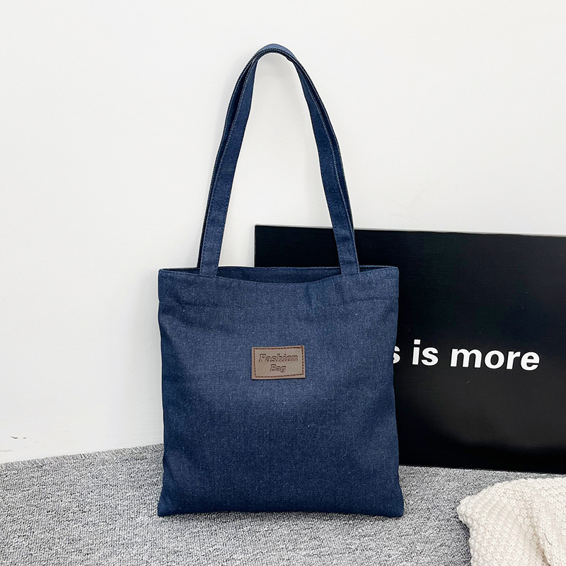 2026 spring new denim single shoulder bag large capacity mom shopping bag commuting simple student bag