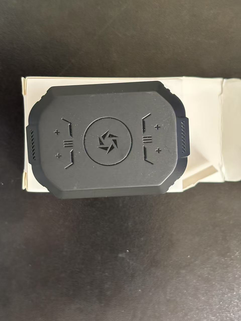 SL53 Battery Tablet Phone Cooler Magnetic 2-in-1 Semiconductor Cooling Chicken Dinner Wireless