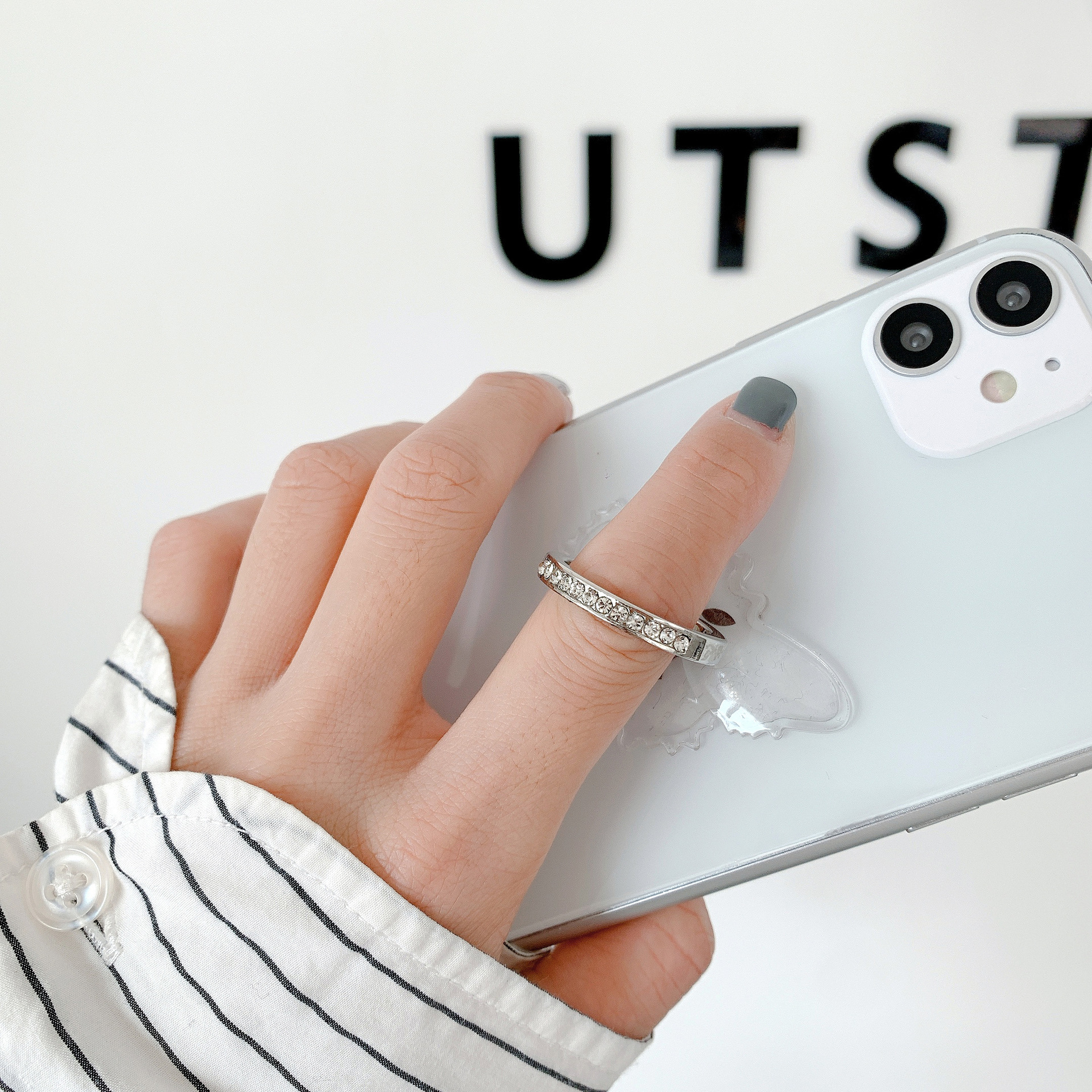 White steel diamond ring holder transparent acrylic ring phone tablet portable