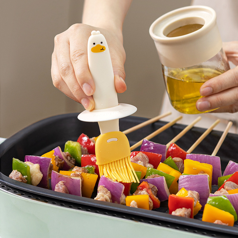 Silicone oil brush, household high-temperature resistant oil brush with bottle, separate oil bottle, outdoor barbecue oil brush integrated oil brush bottle