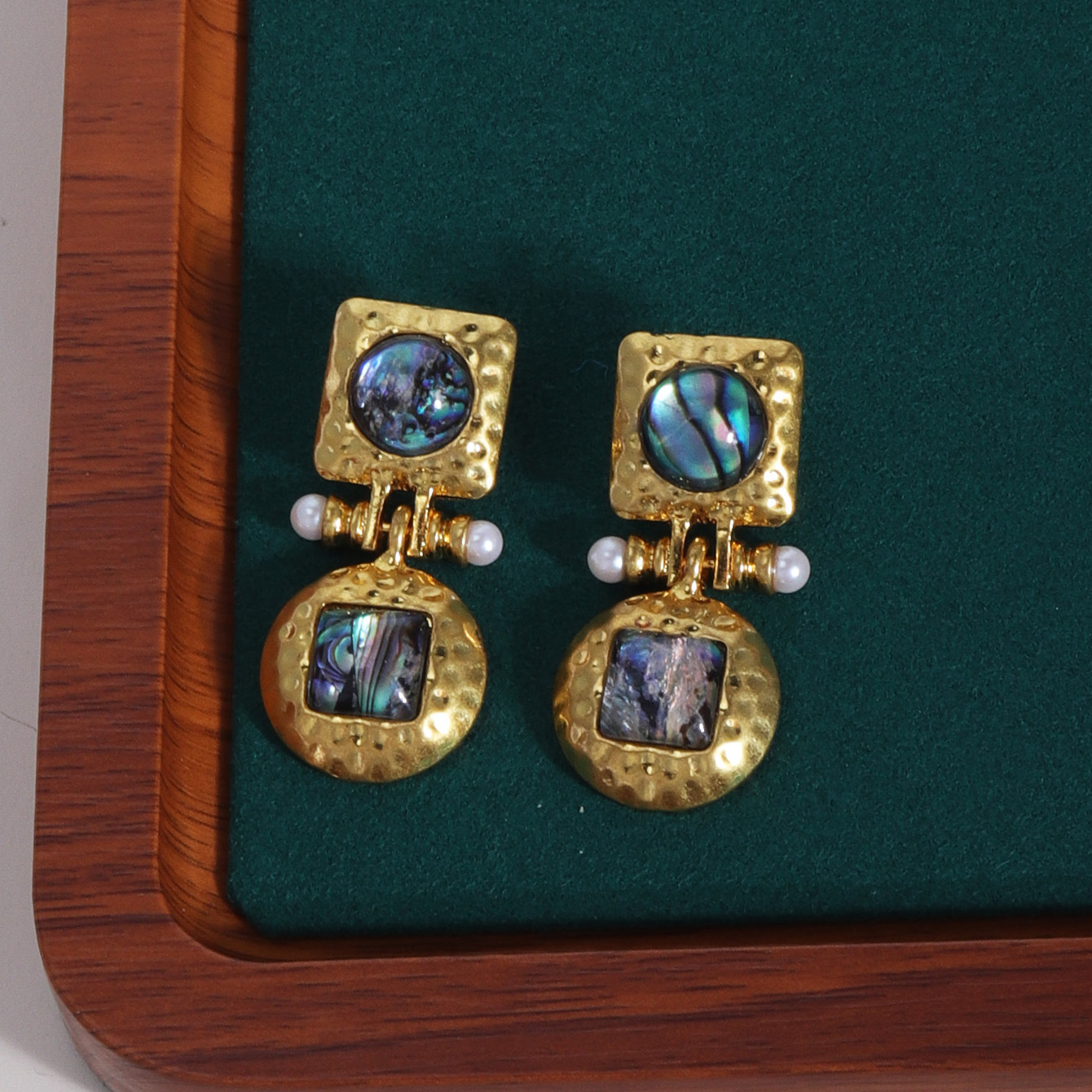 Wind Accessories Metal Texture Colorful Abalone Shell Stud Earrings Women
