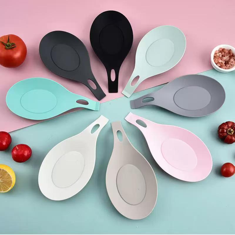 High-temperature resistant silicone kitchen tool rest mat, home soup spoon and spatula rest, anti-spill counter mat